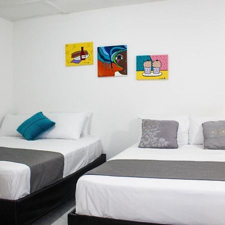 Hotel Poblado Suite Баранкила Екстериор снимка