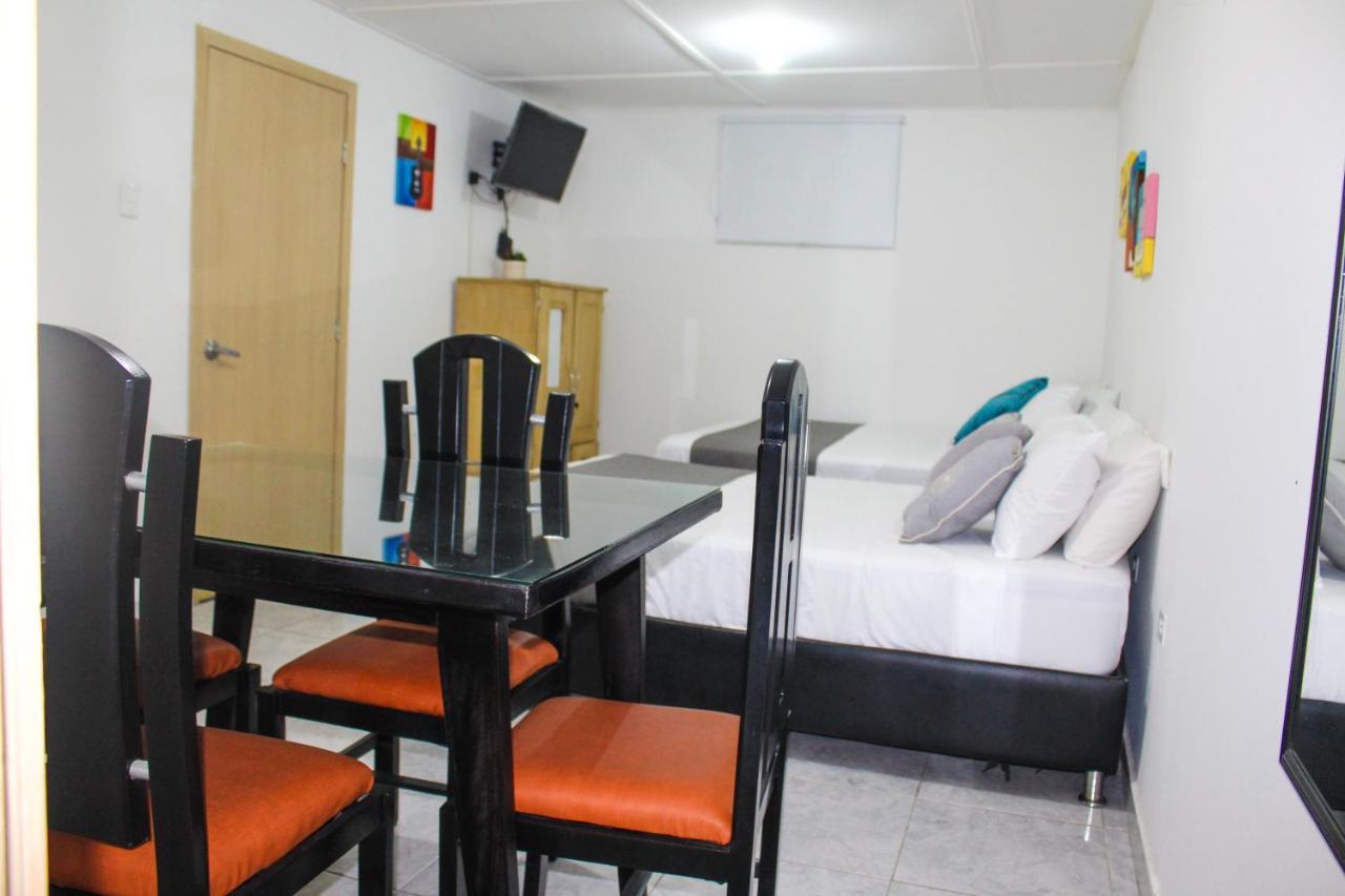 Hotel Poblado Suite Баранкила Екстериор снимка