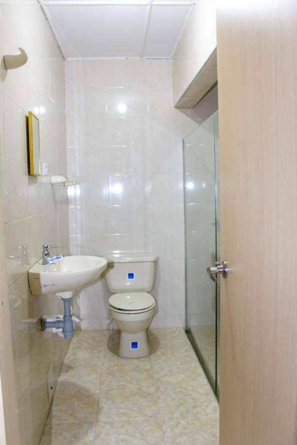 Hotel Poblado Suite Баранкила Екстериор снимка