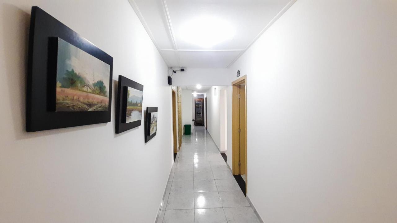 Hotel Poblado Suite Баранкила Екстериор снимка