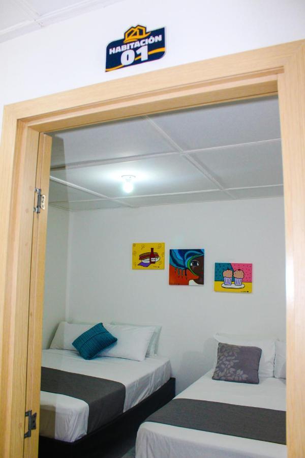 Hotel Poblado Suite Баранкила Екстериор снимка
