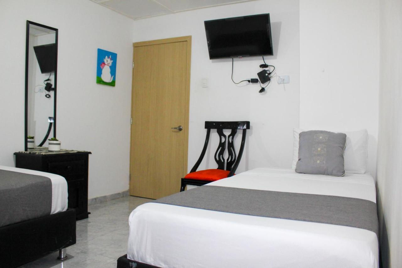 Hotel Poblado Suite Баранкила Екстериор снимка