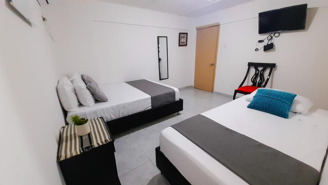 Hotel Poblado Suite Баранкила Екстериор снимка