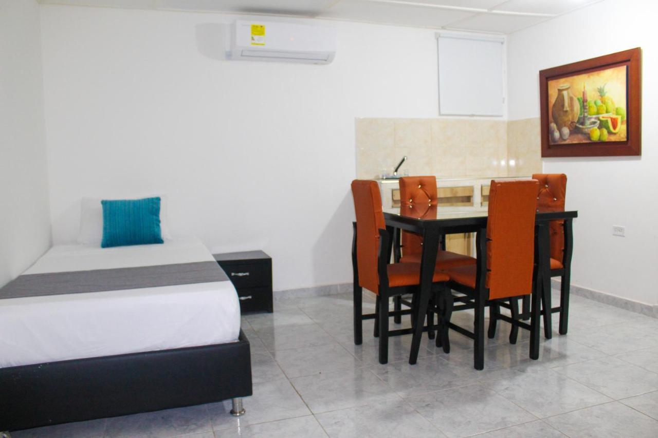 Hotel Poblado Suite Баранкила Екстериор снимка